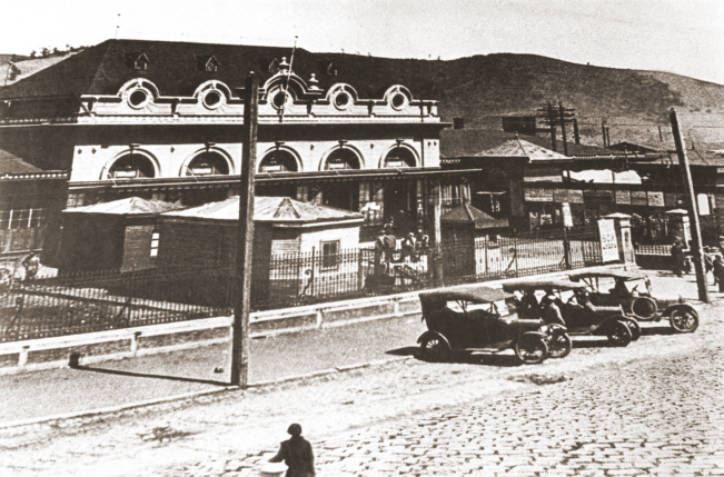 Estaci�n de Ferrocarriles